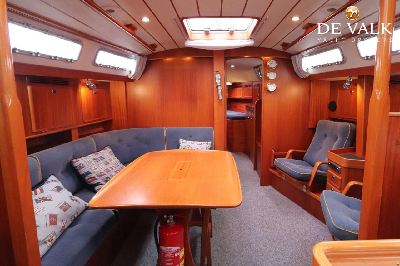 Hallberg-Rassy 43 MK I