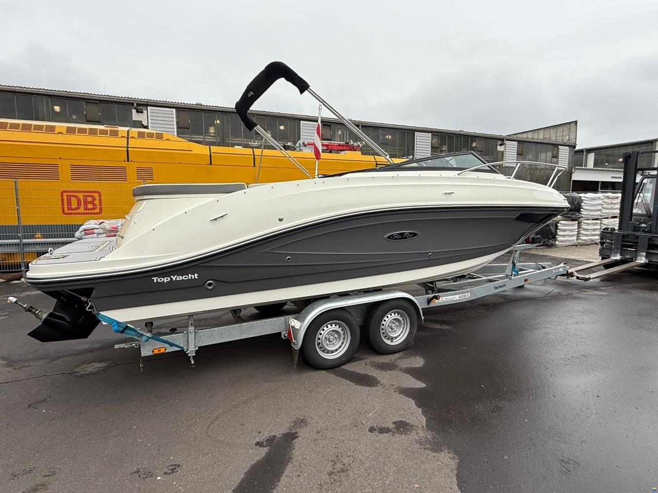 Sea Ray Sun Sport 230