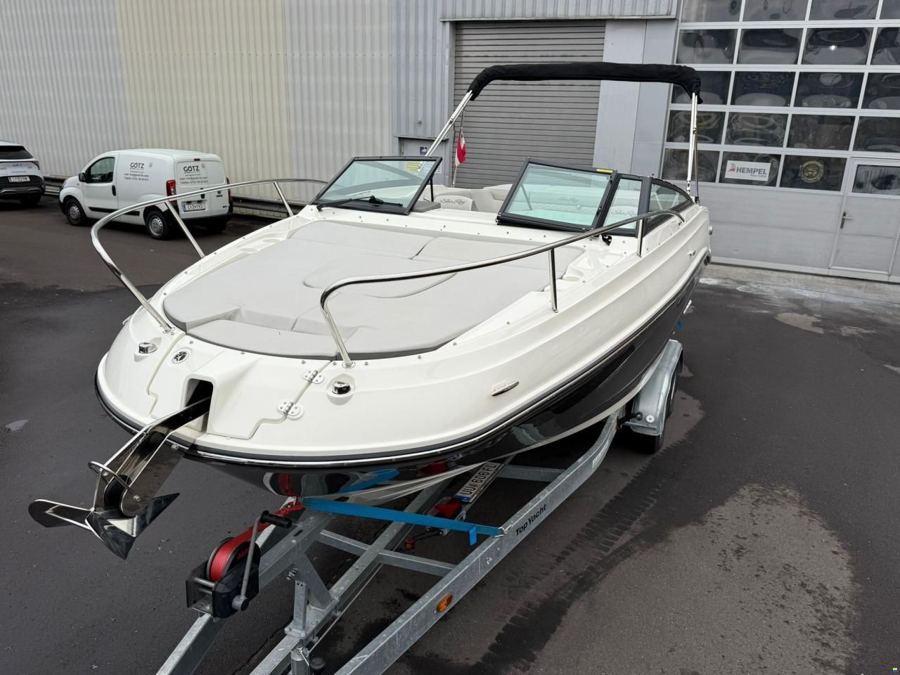 Sea Ray Sun Sport 230