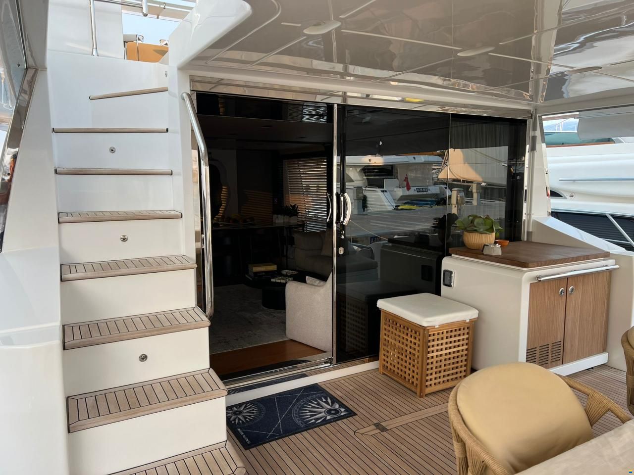 Azimut 80
