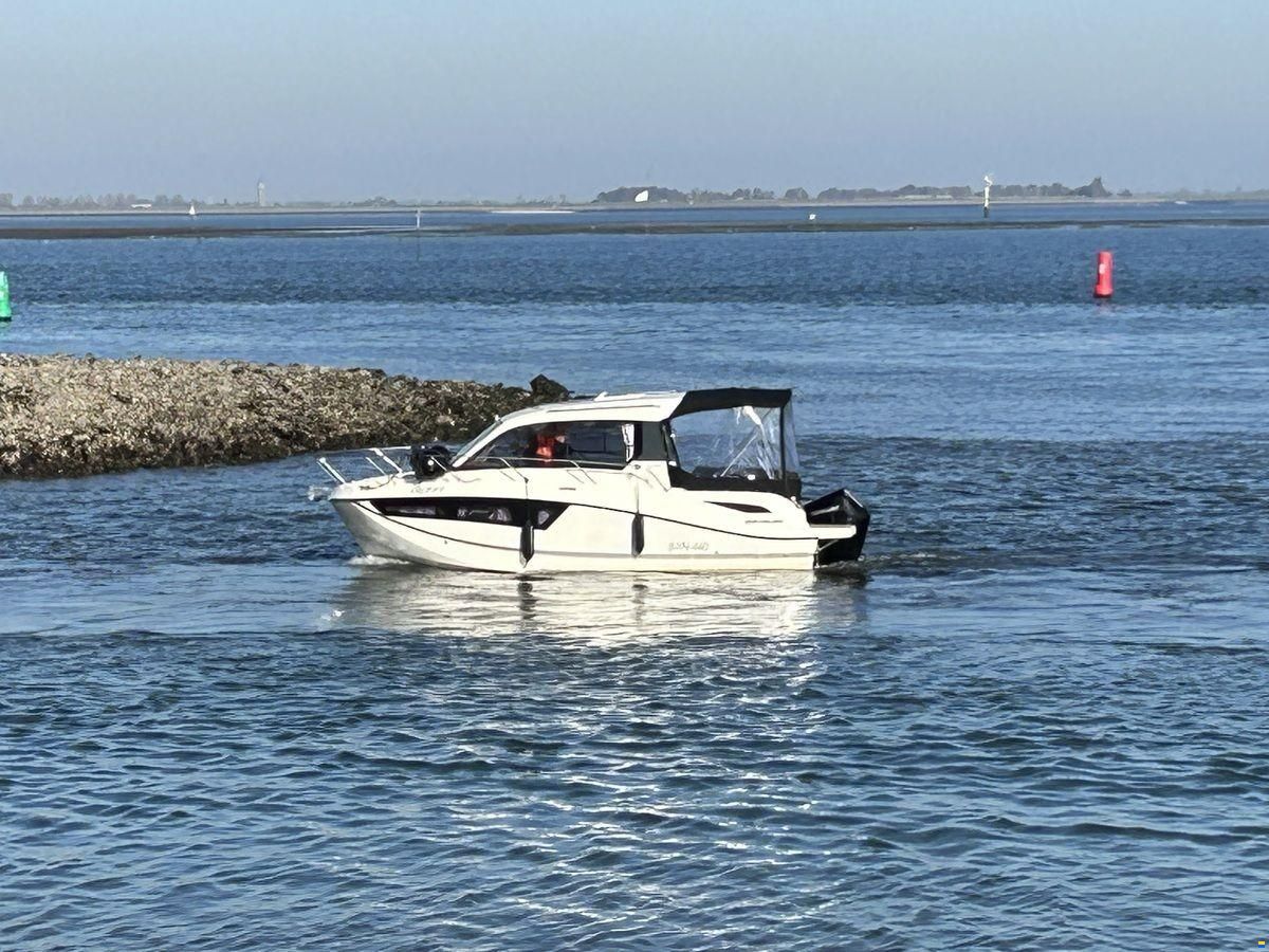 Quicksilver 755 Weekend