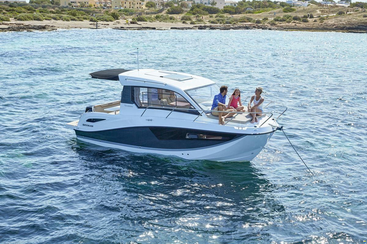 Quicksilver 755 Weekend