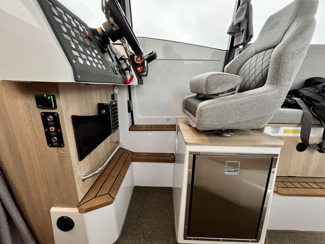 Nordkapp Coupe 905 + Twin F200XL/CXL V6