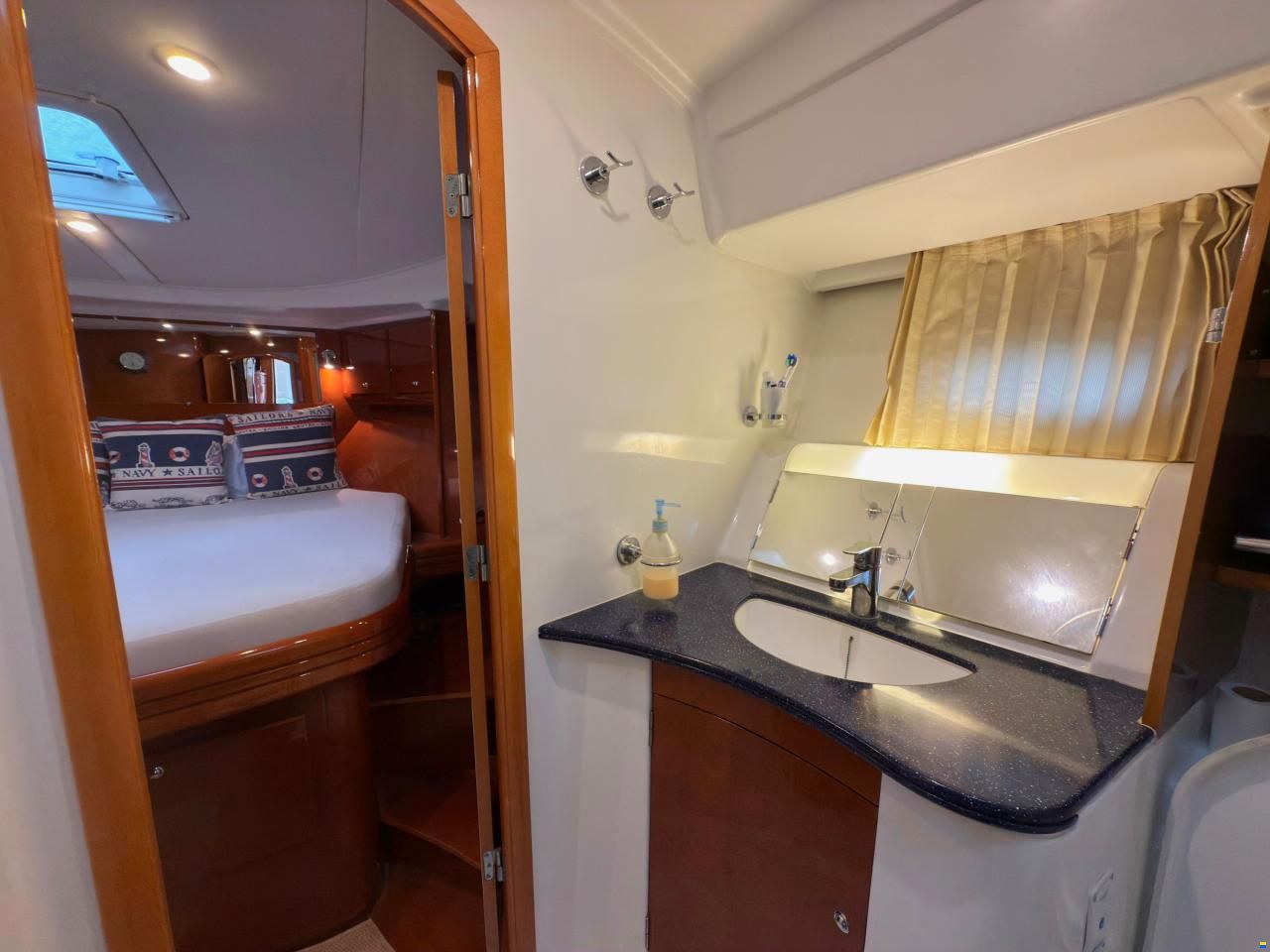 Beneteau Antares 13.80
