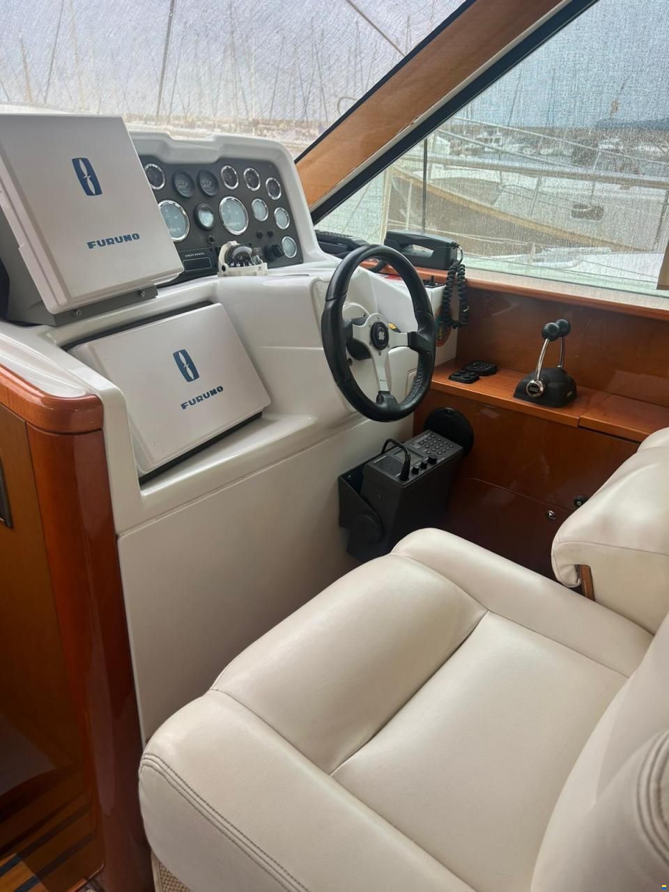 Beneteau Antares 13.80