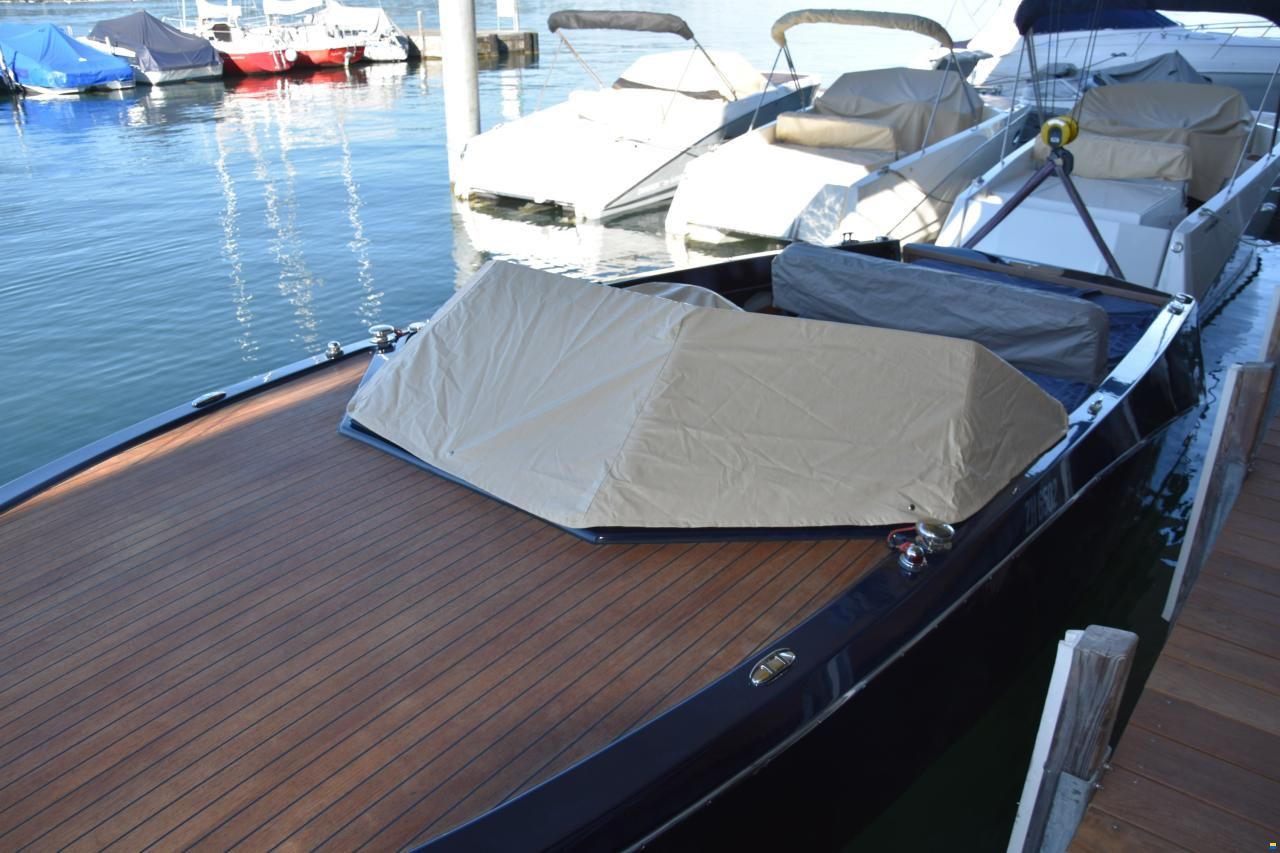 Ganz Boats Ovation 6.8