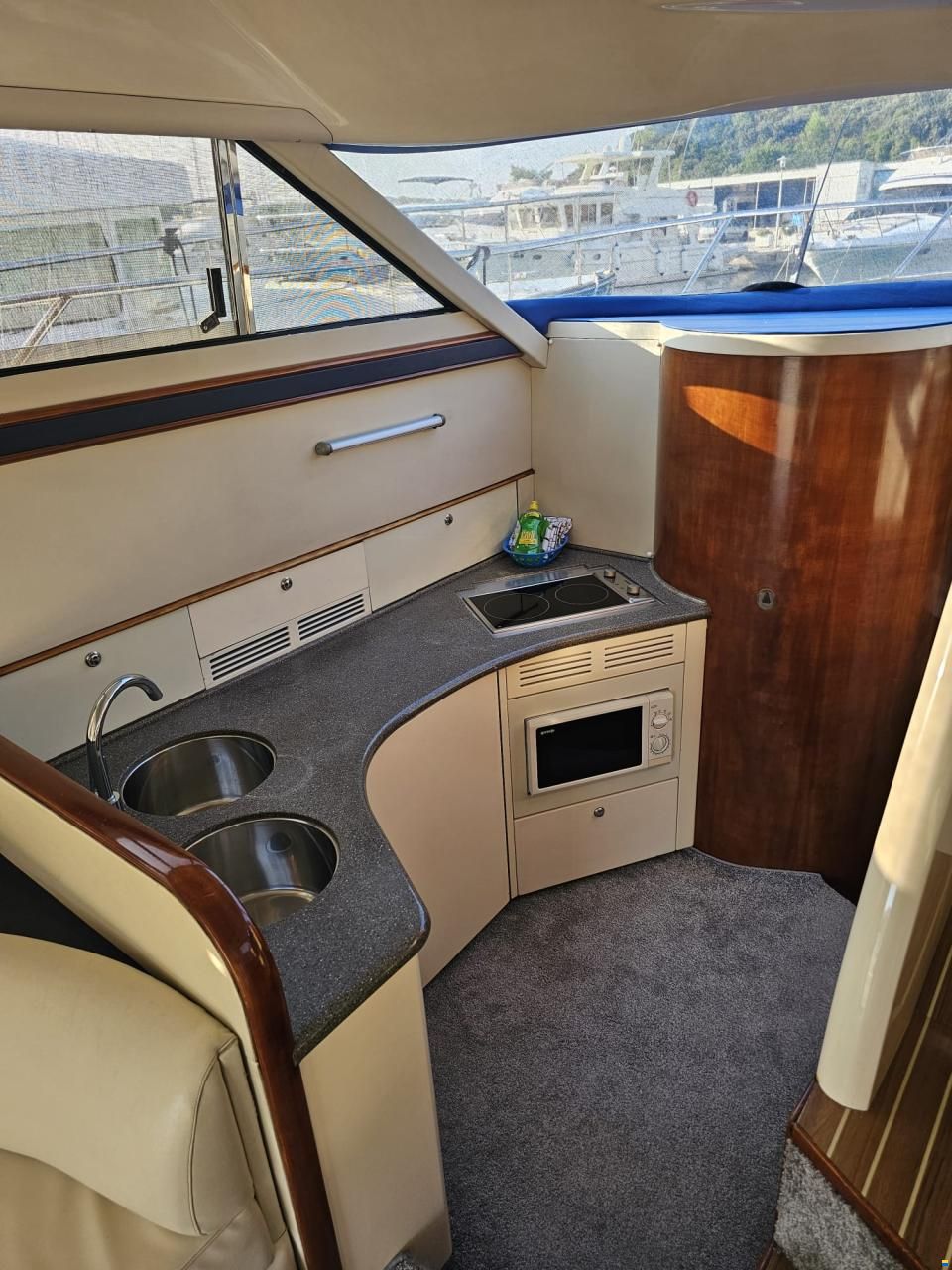 Fairline Phantom 40