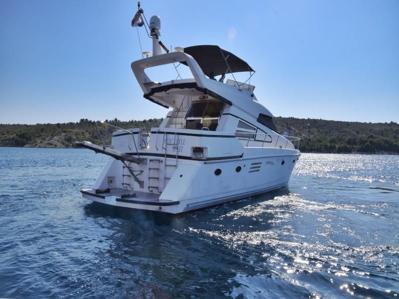 Johnson Yachts Johnson 56