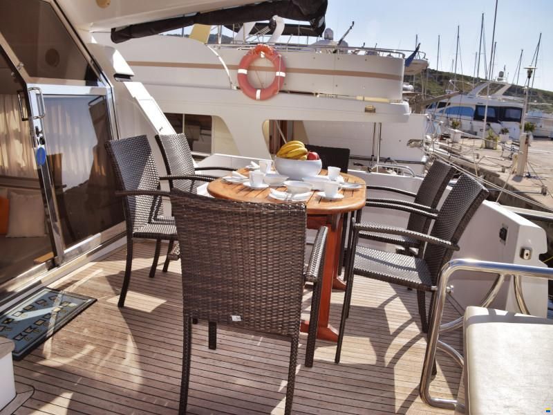 Johnson Yachts Johnson 56