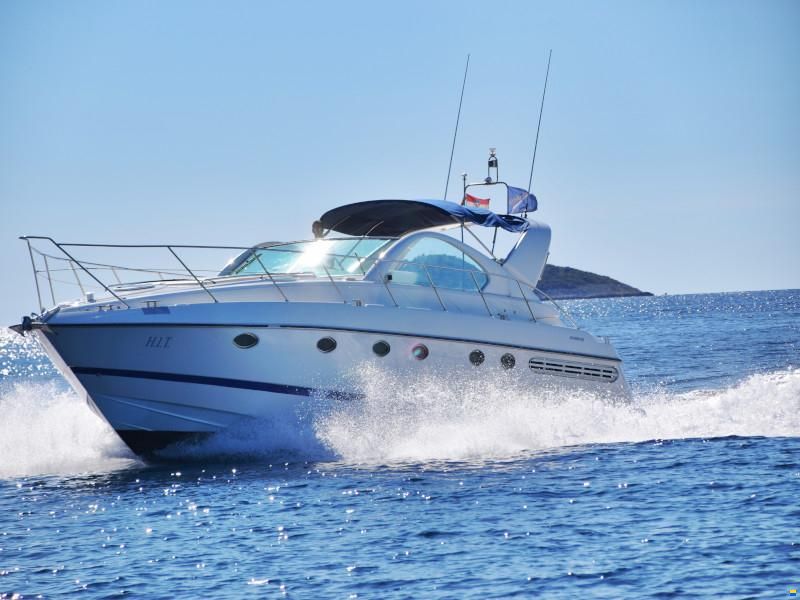 Fairline Targa