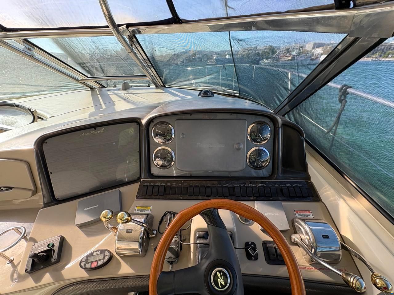 Sea Ray 455 Sundancer