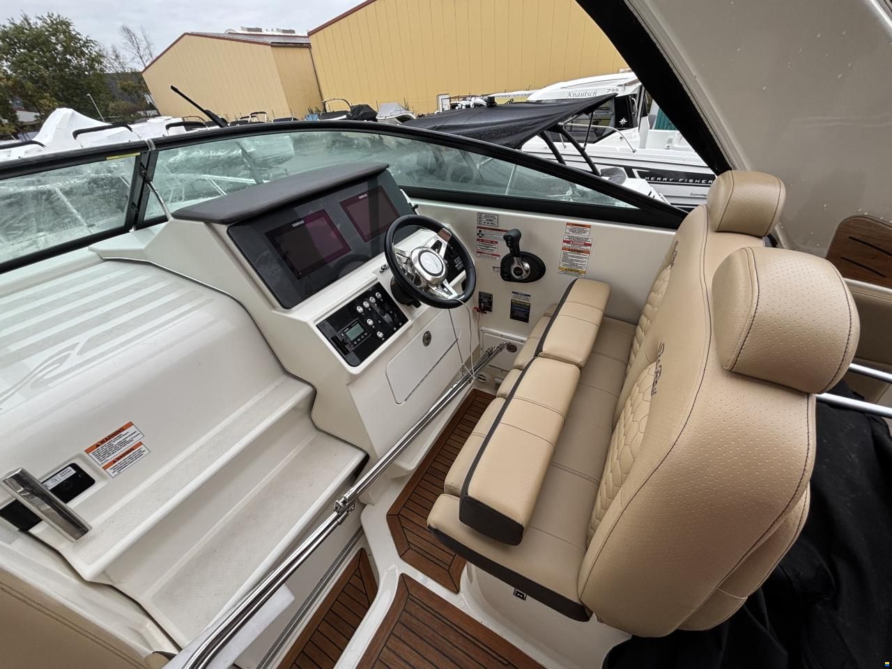Sea Ray 265 DAE