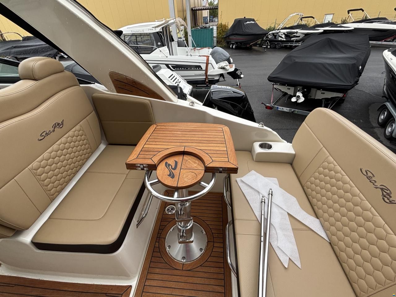 Sea Ray 265 DAE