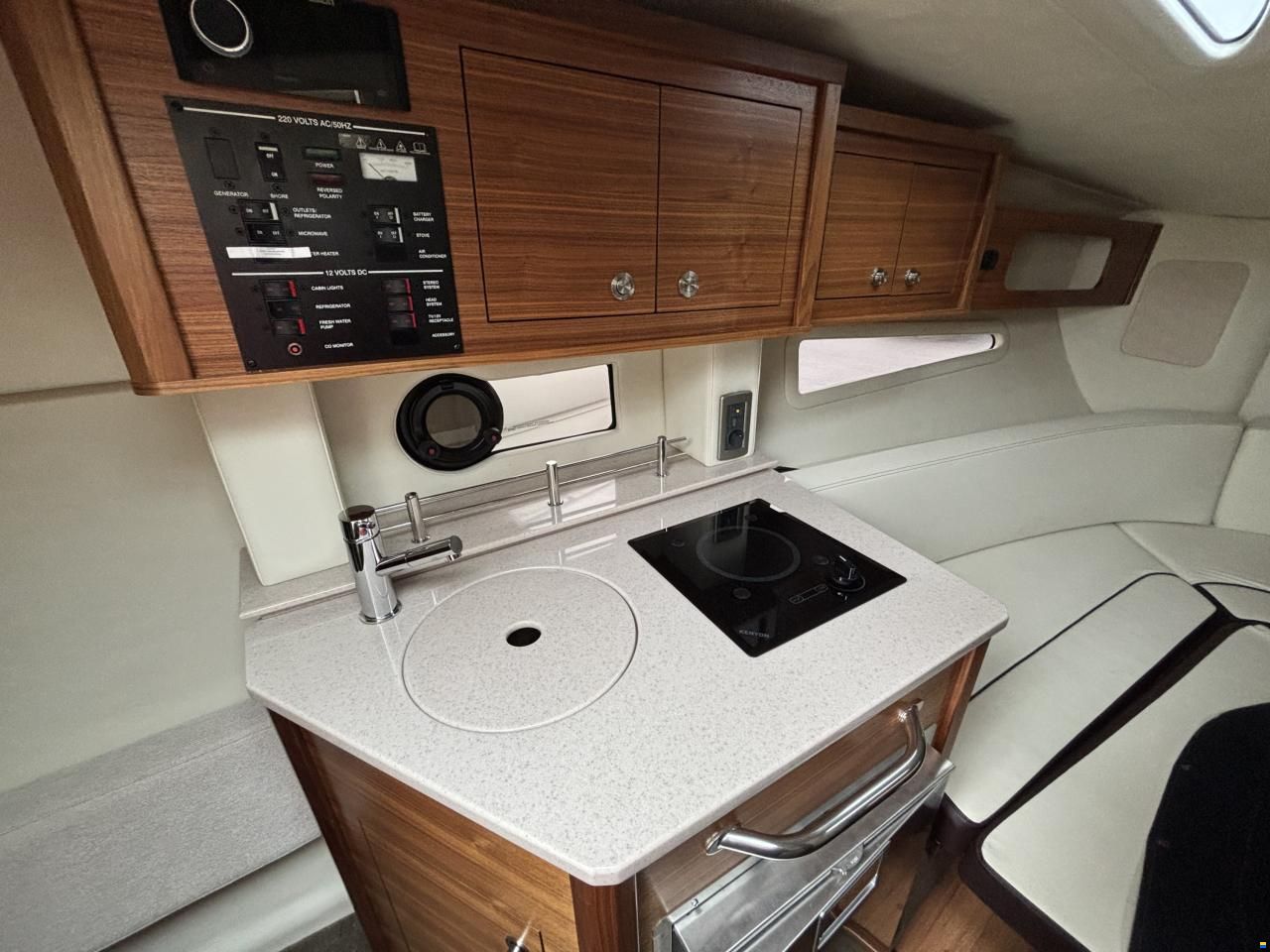 Sea Ray 265 DAE
