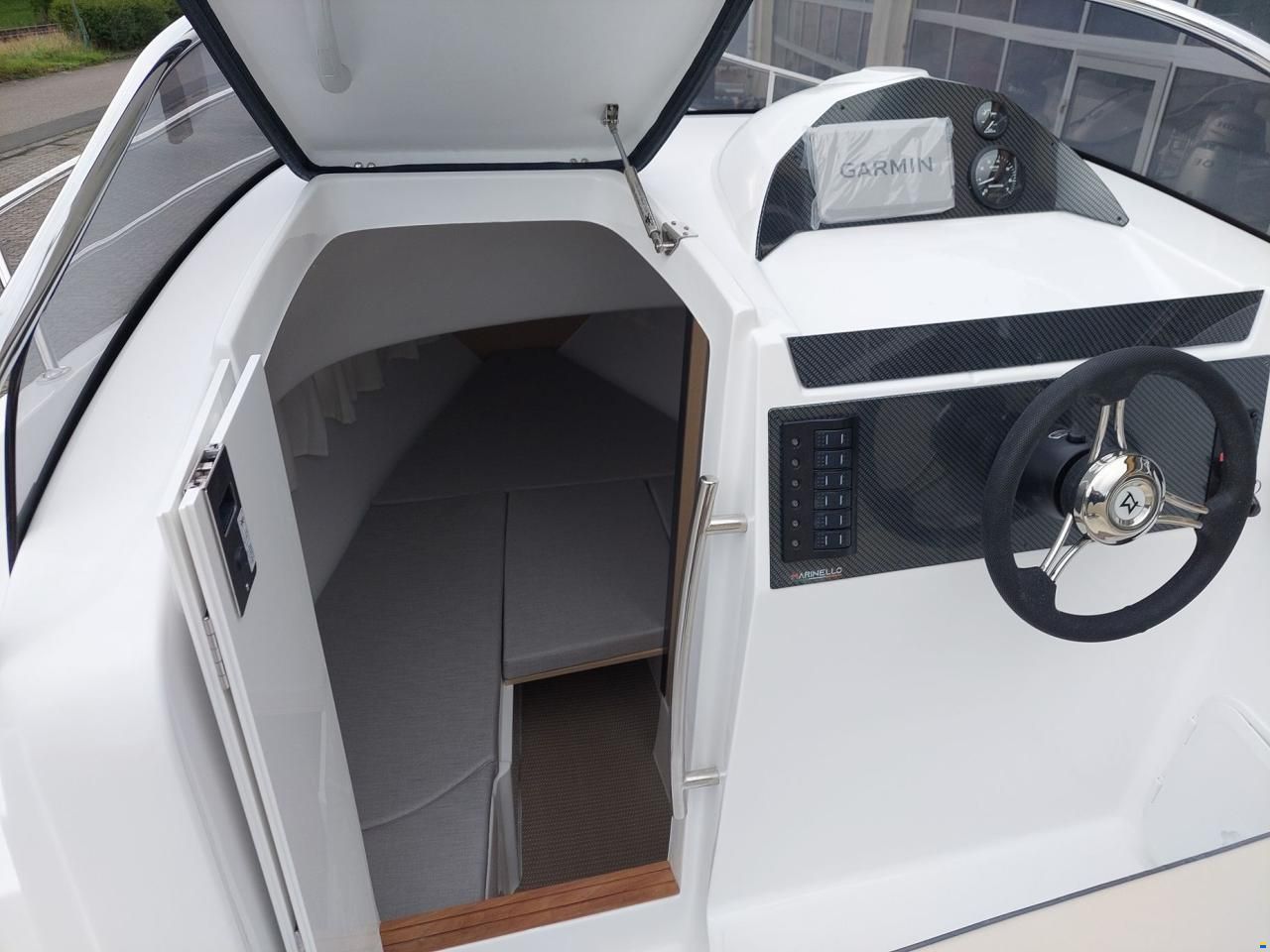 Marinello 650 Cabin