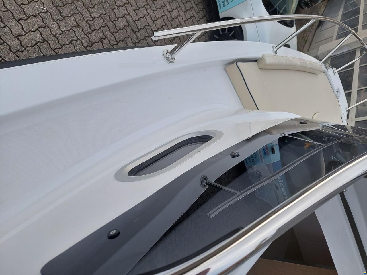 Marinello 590 Cabin