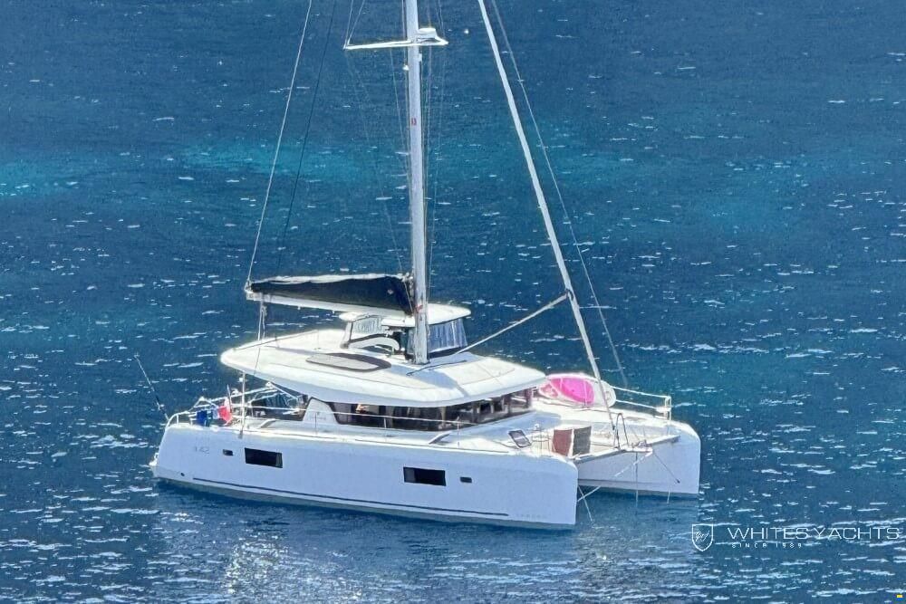 Lagoon 42