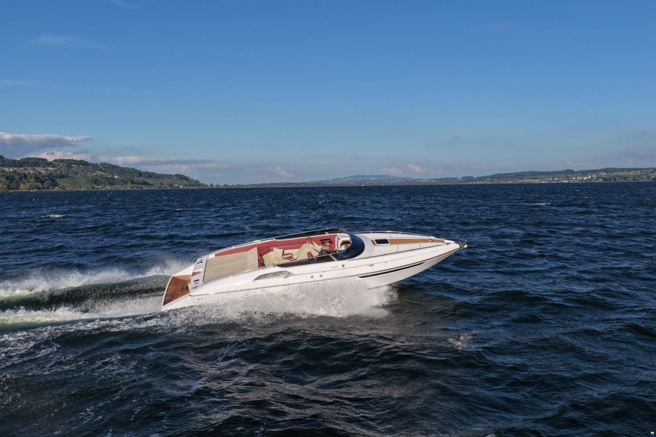 A. Mostes Offshore 31 EVO