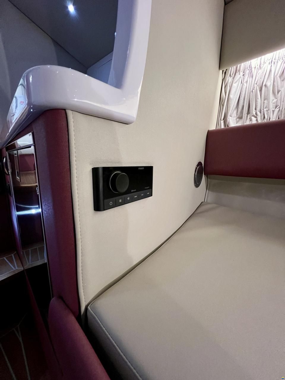 A. Mostes Offshore 31 EVO