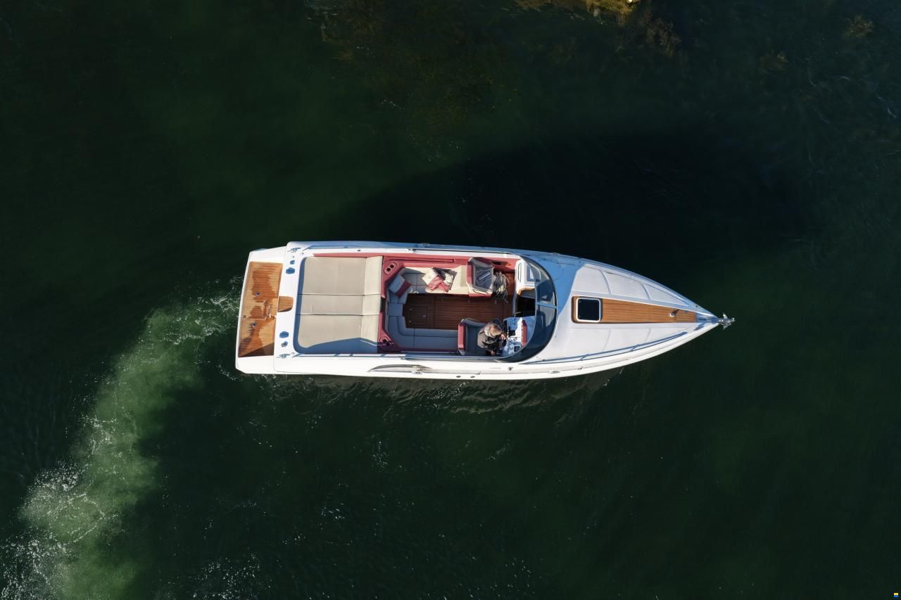 A. Mostes Offshore 31 EVO