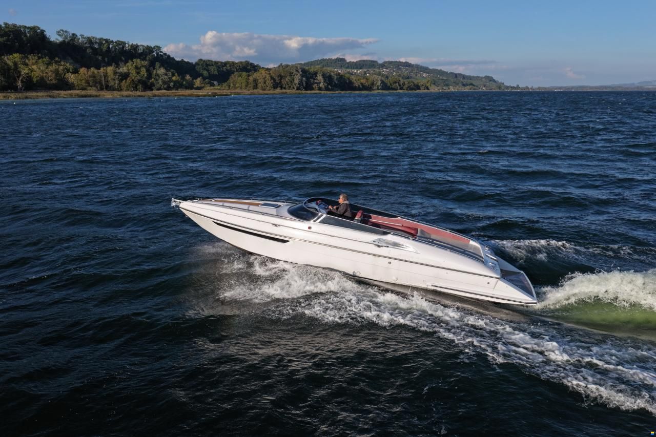 A. Mostes Offshore 31 EVO