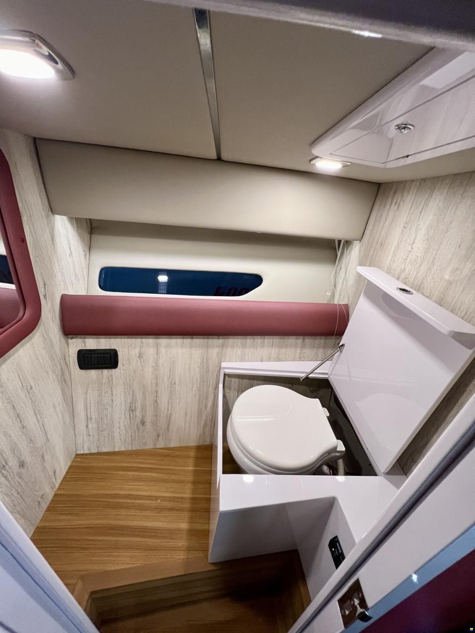 A. Mostes Offshore 31 EVO