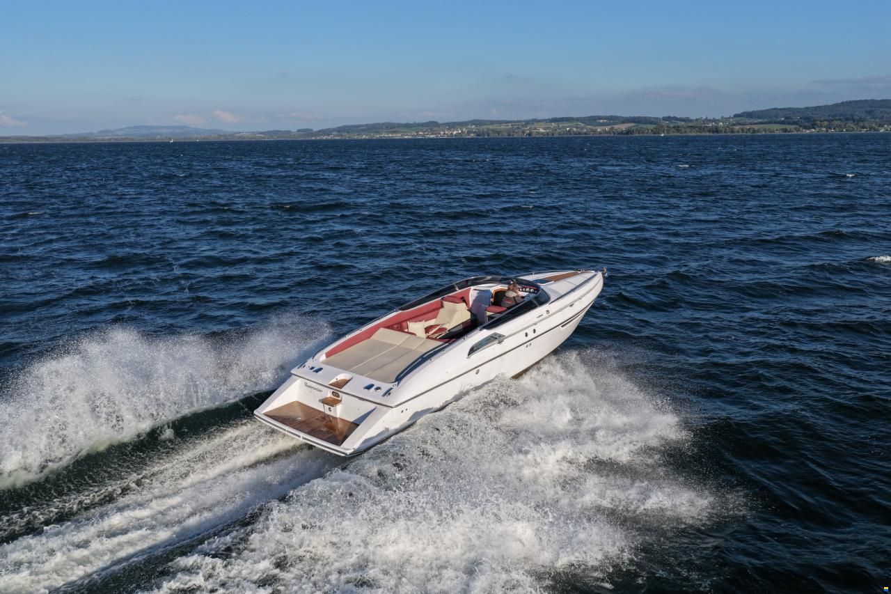 A. Mostes Offshore 31 EVO