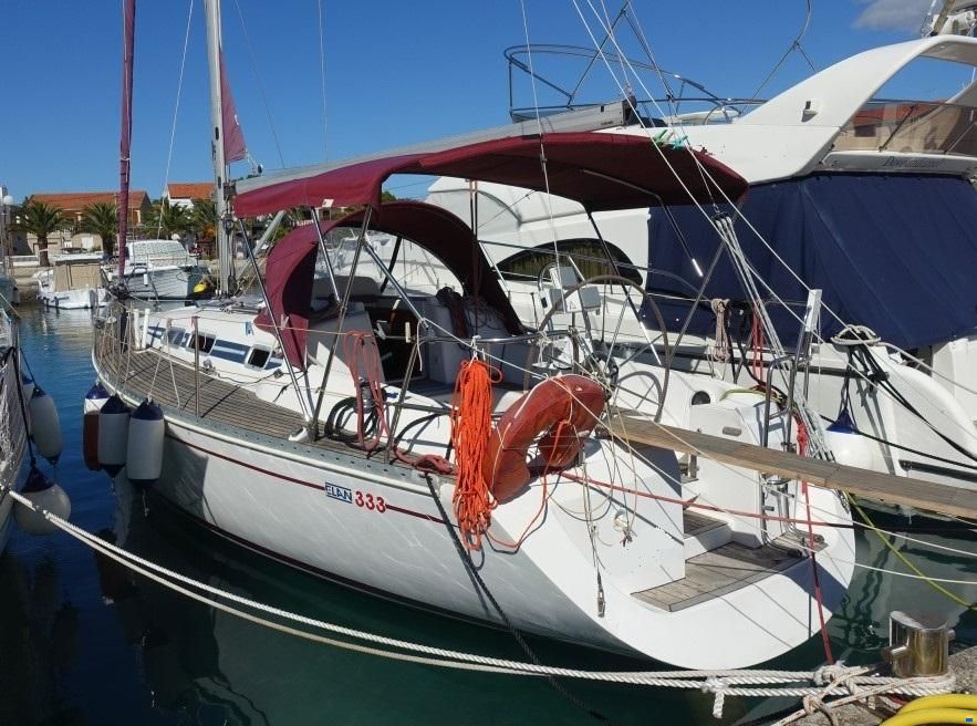 Elan 333 2 Cabins