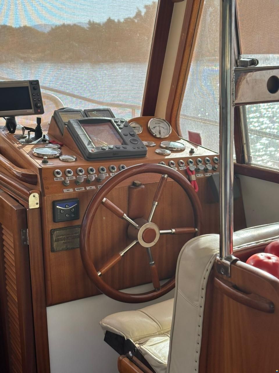 Cantiere Navale Petronio Lobster 44