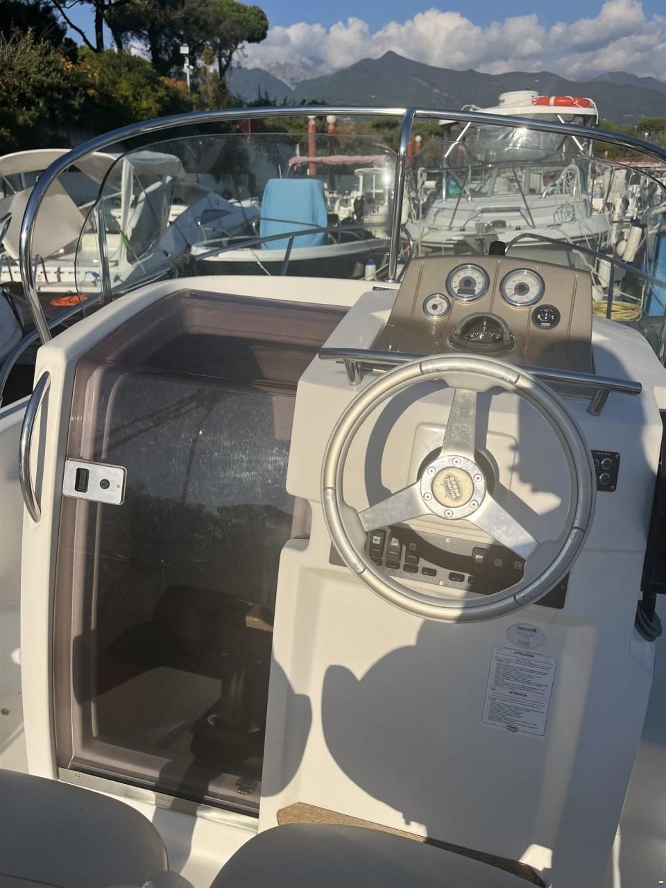 Sessa Key Largo 22'
