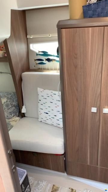 Sealine C330
