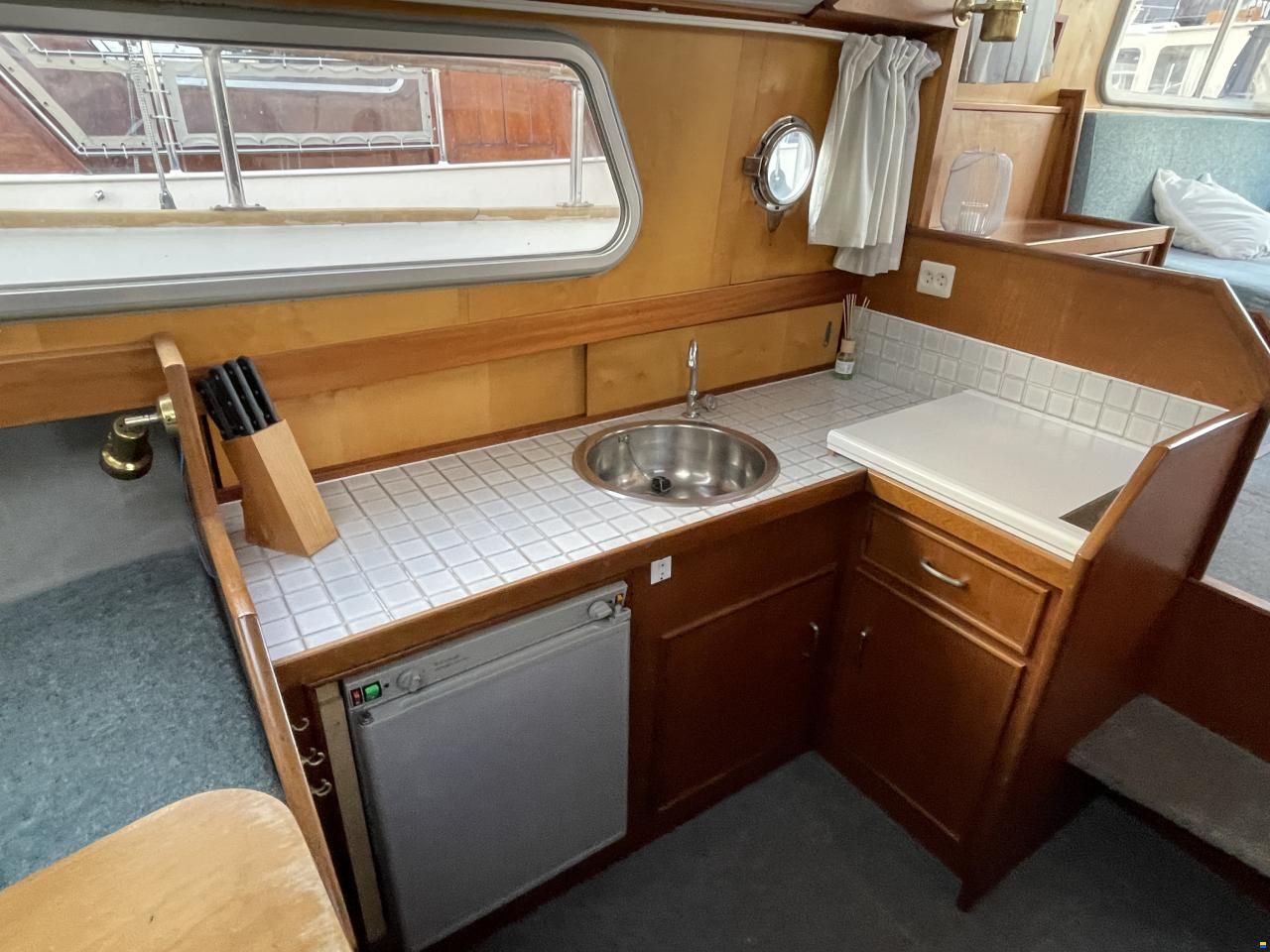 Crown Cruiser 970 OK