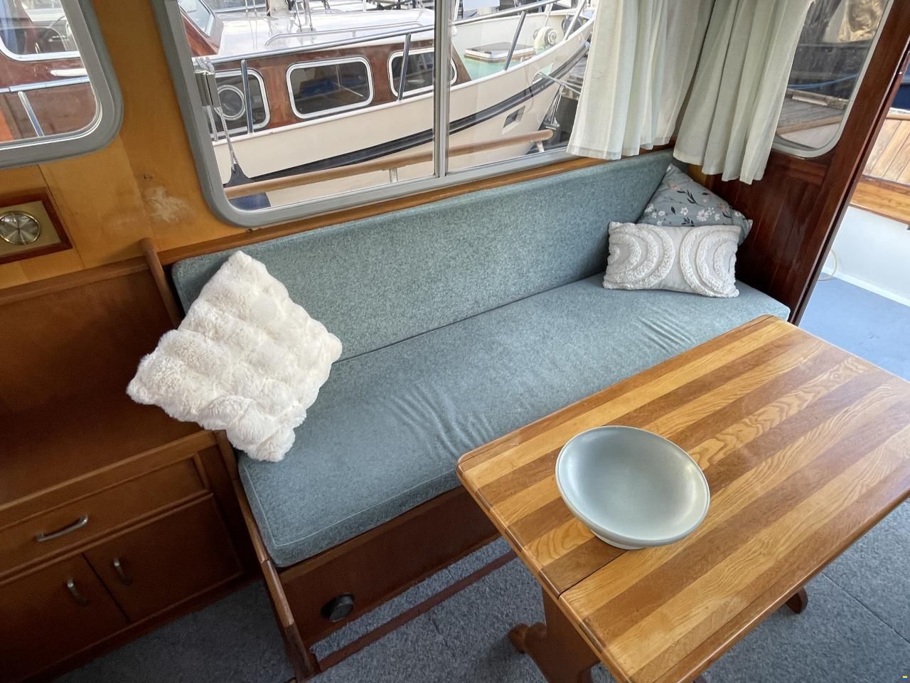 Crown Cruiser 970 OK