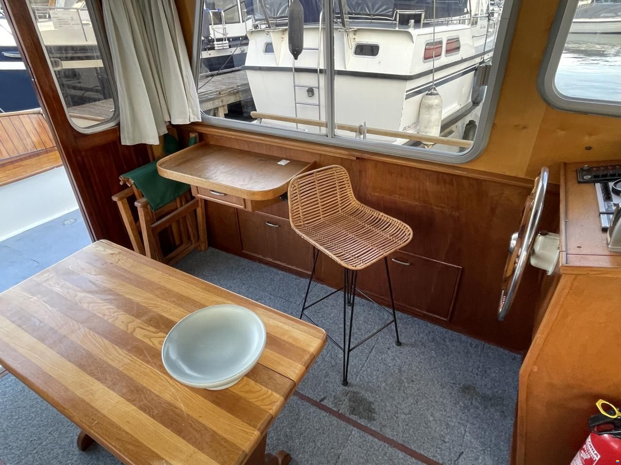 Crown Cruiser 970 OK