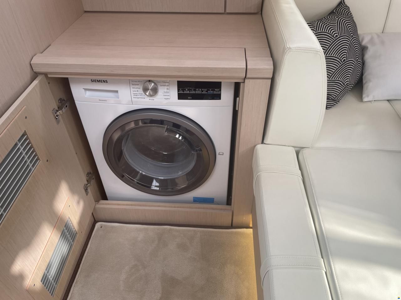 Jeanneau Yachts 60
