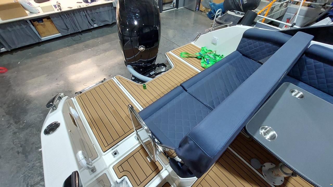 Parker 630 Bowrider
