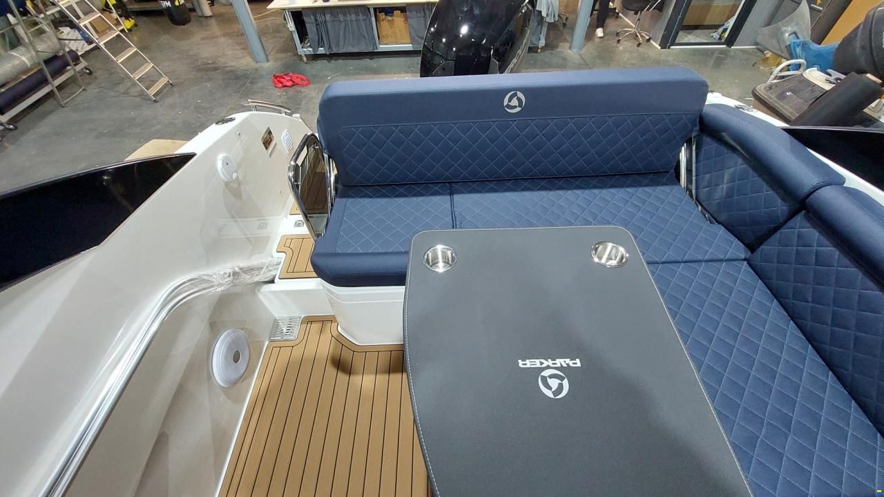 Parker 630 Bowrider