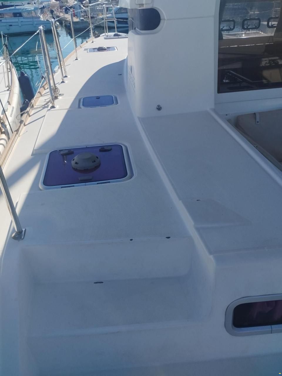 Lagoon 39