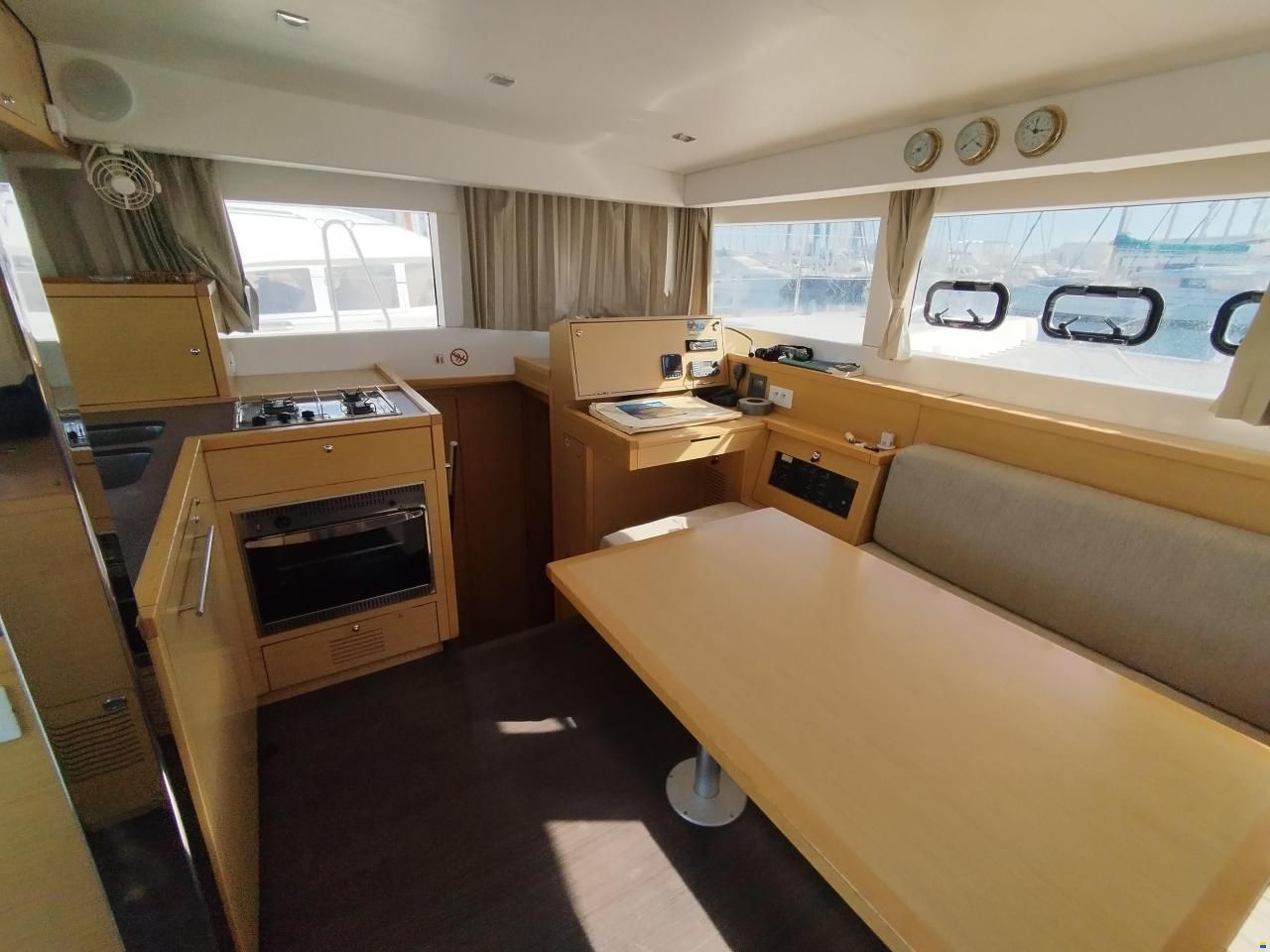 Lagoon 39