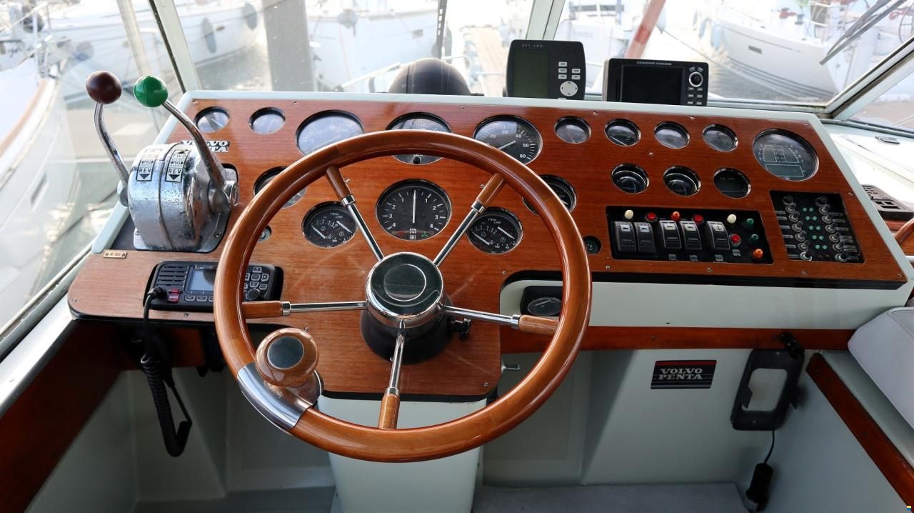 Coronet 30 Oceanfarer