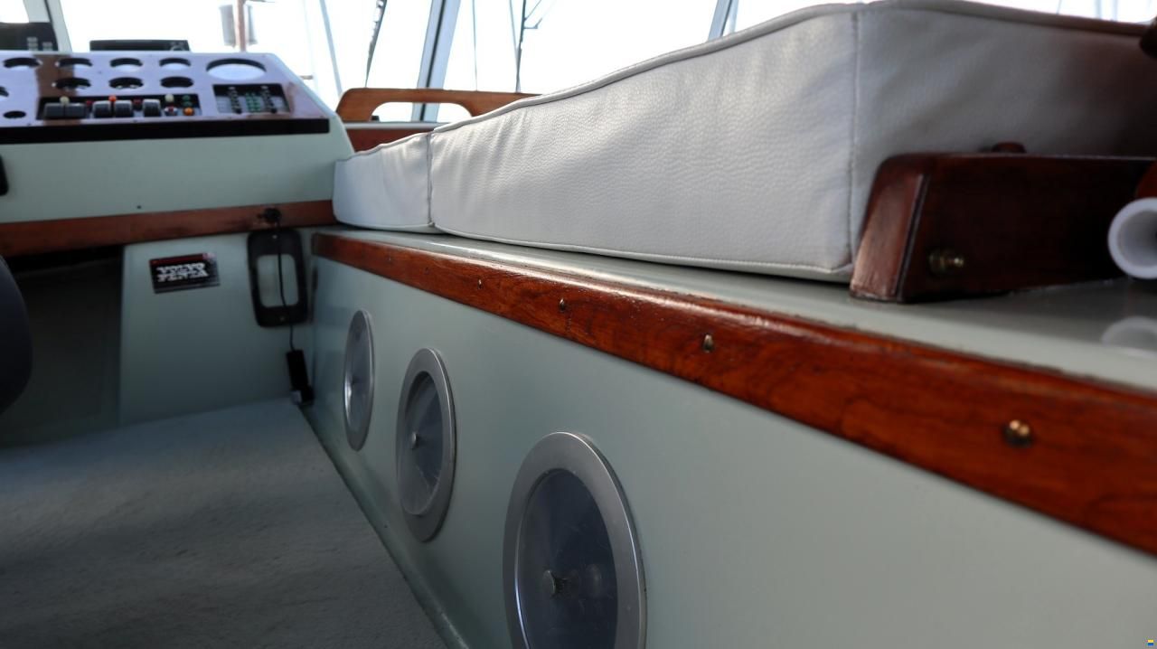 Coronet 30 Oceanfarer