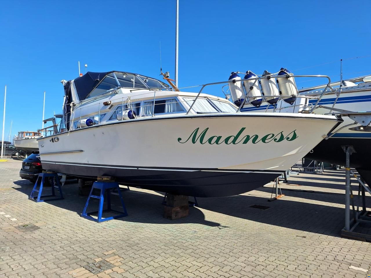 Coronet 30 Oceanfarer