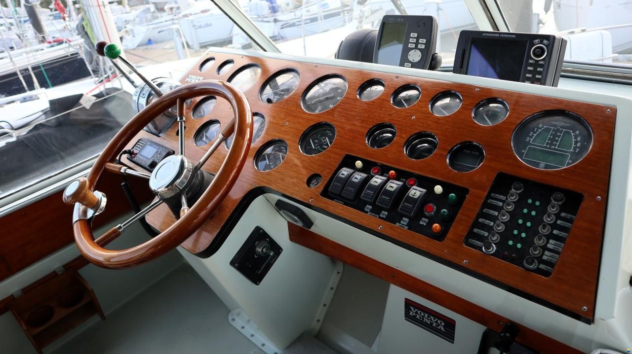 Coronet 30 Oceanfarer