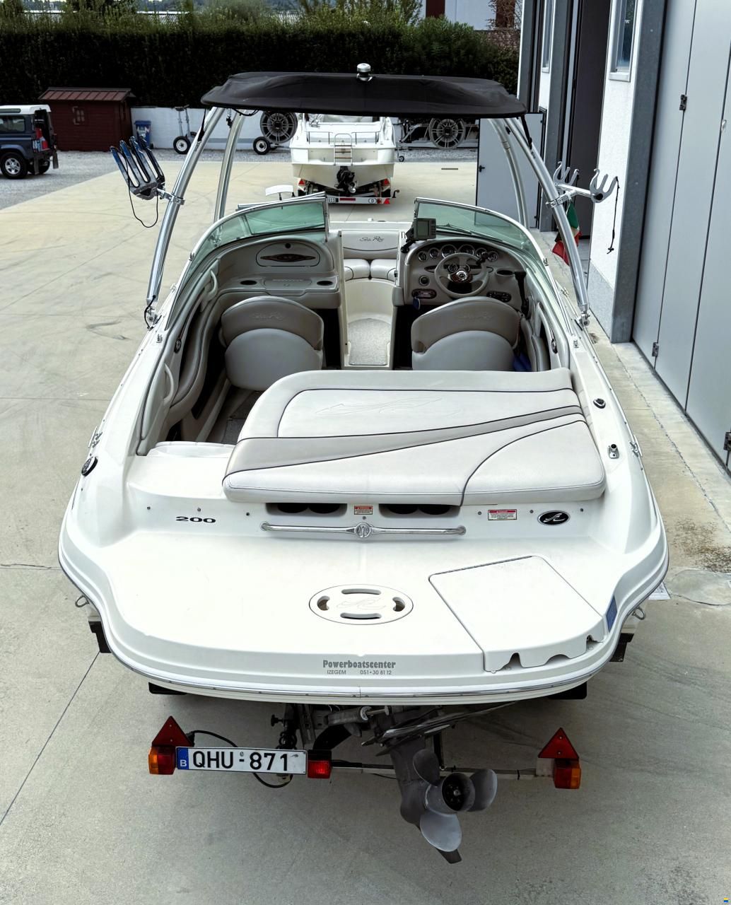 Sea Ray 200 select