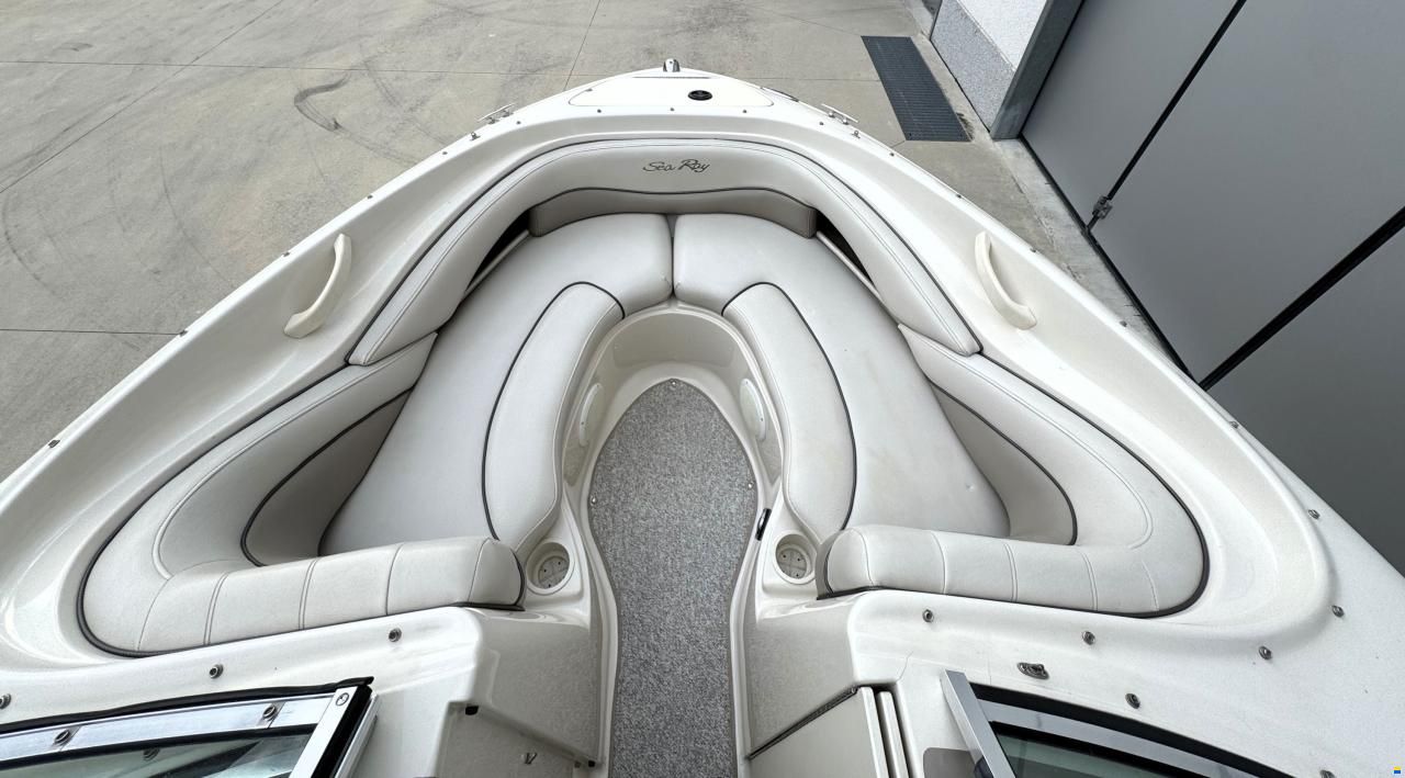 Sea Ray 200 select