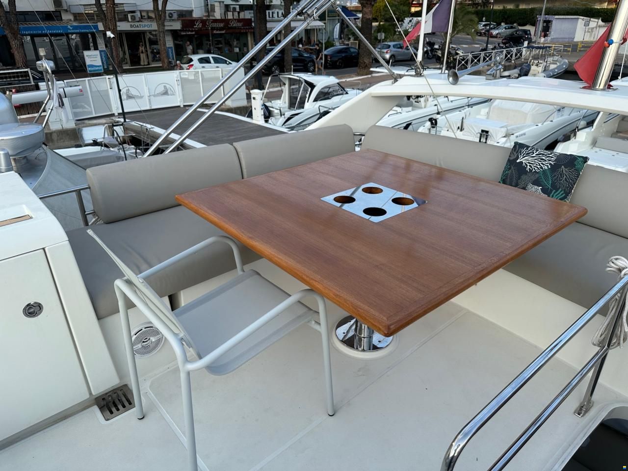 Jeanneau Prestige 460 fly
