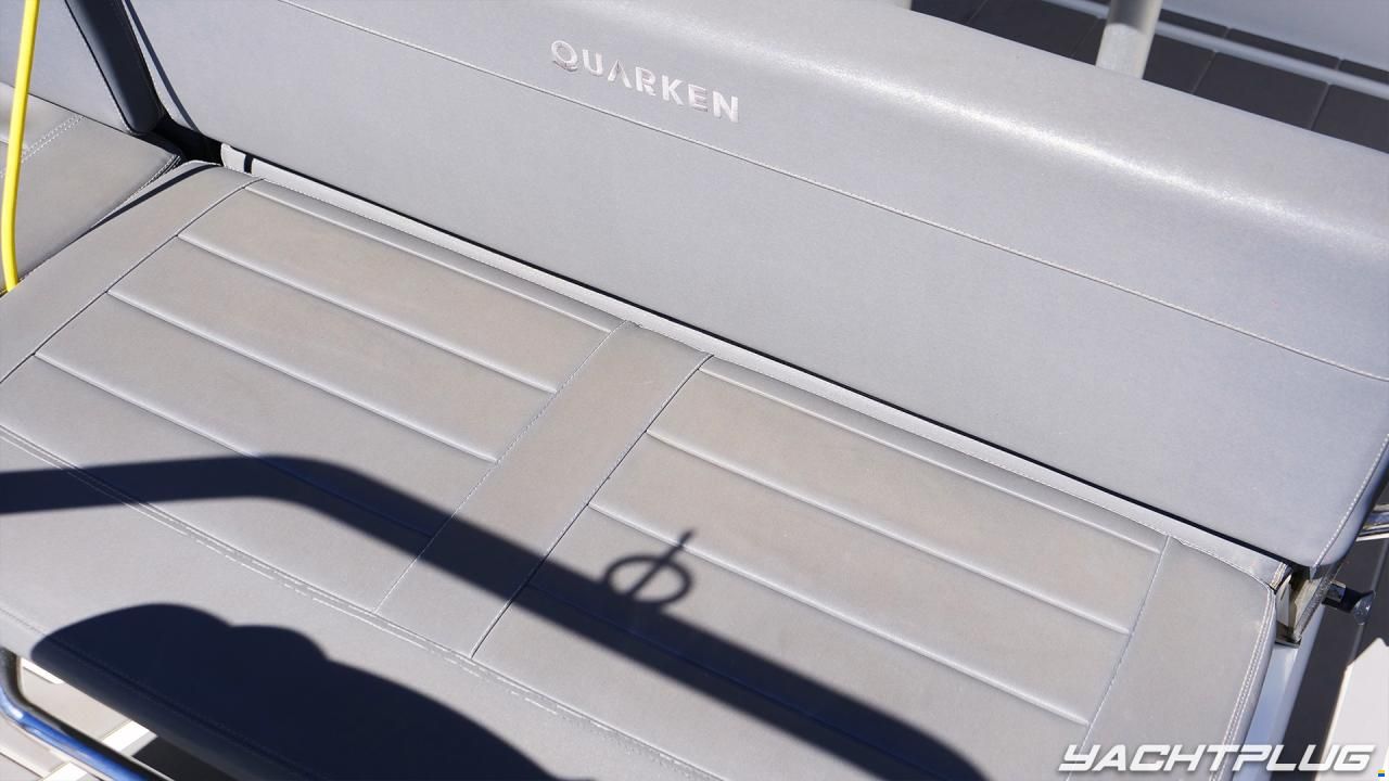 Quarken 27 T-Top