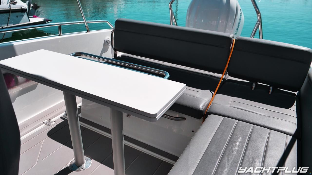 Quarken 27 T-Top