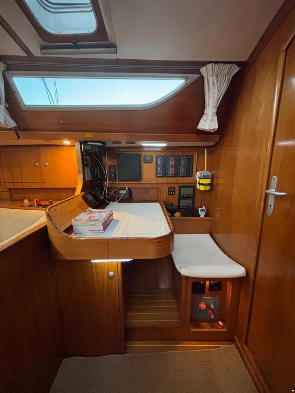 Jeanneau Sun Odyssey 37.1