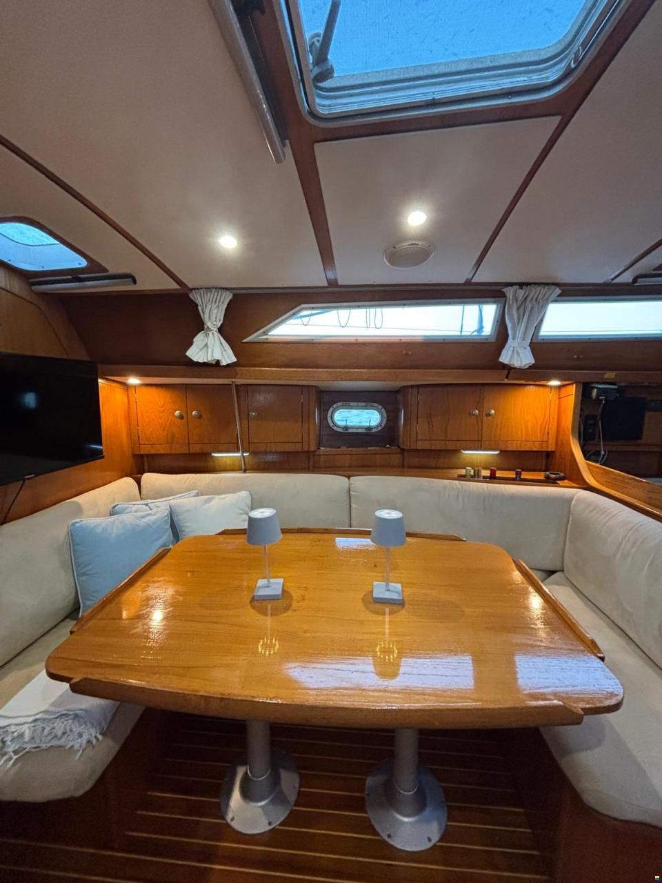 Jeanneau Sun Odyssey 37.1